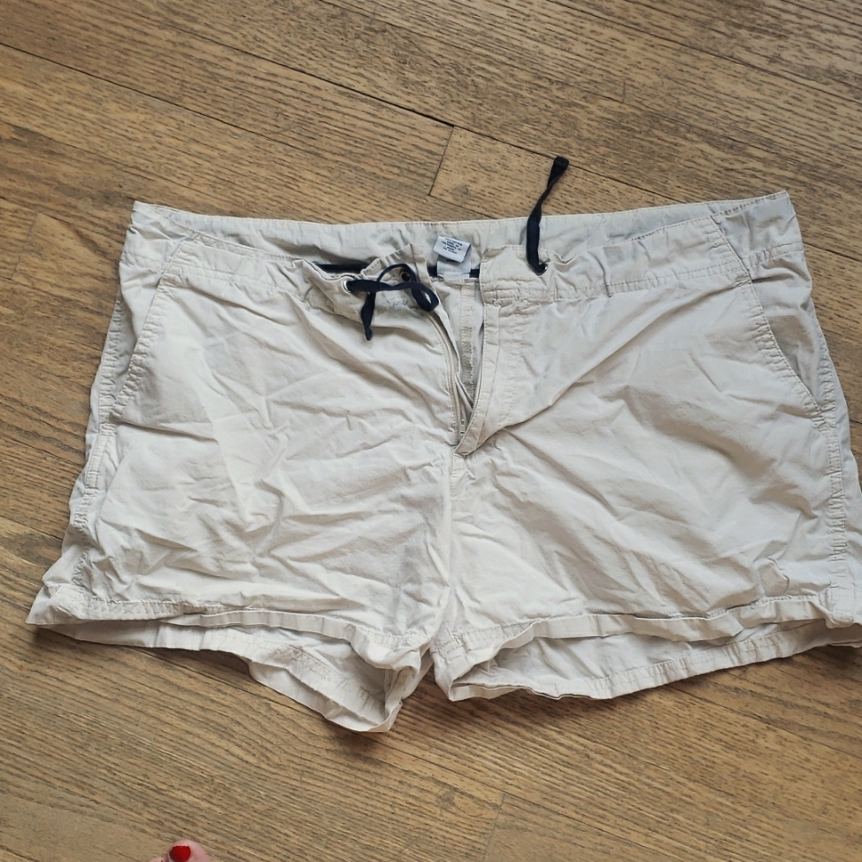 Gap Light Tan Shorts